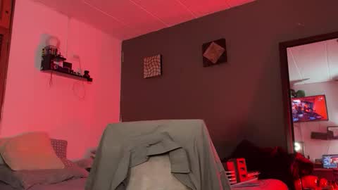 federik online show from May 4, 5:09 am