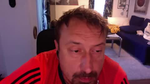 feetkissboy online show from September 20, 6:24 am