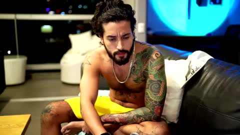 Snapshot of felix_candela chatting on January 18, 4:52 am Felix Candela online show from January 18, 4:52 am