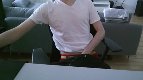 felixsagg online show from June 25, 6:40 am