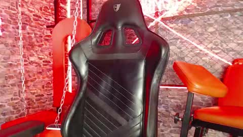 Noa online show from February 14, 7:42 pm