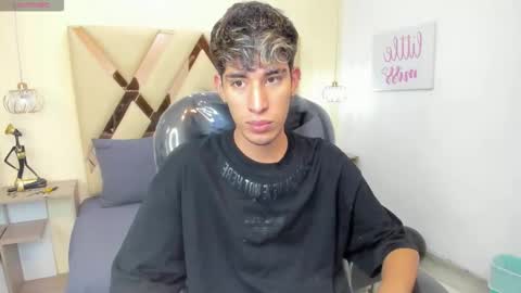 FER PHOENIX online show from October 23, 6:06 am