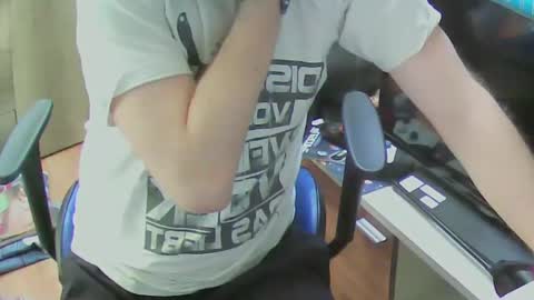 Ficker8419 online show from December 30, 12:52 pm