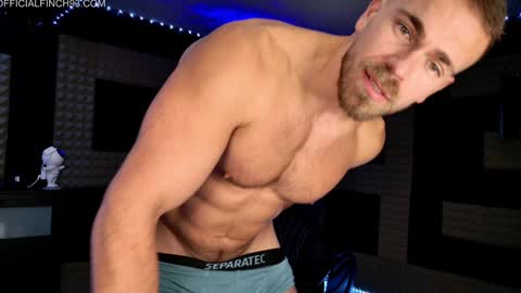 Nick online show from January 8, 7:56 pm