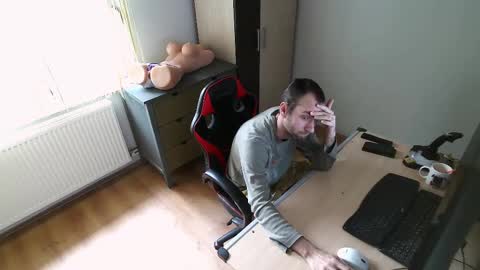 Jane and Findo online show from February 25, 4:14 am