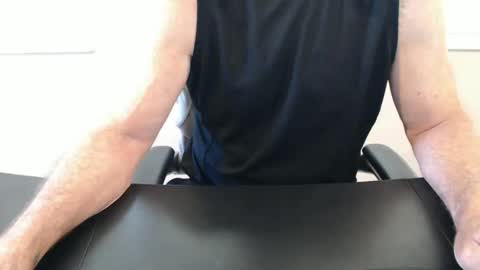 USAUSA online show from March 27, 12:50 pm