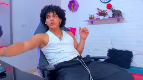 Snapshot of fire_boy69 chatting on September 27, 8:28 pm fire_boy69 online show from September 27, 8:28 pm