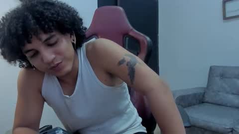 Snapshot of fire_boy69 chatting on October 1, 3:43 am fire_boy69 online show from October 1, 3:43 am