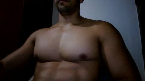 fitchestabs_69 online show from May 18, 9:30 pm