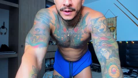 Elias Valencia online show from January 30, 10:40 am