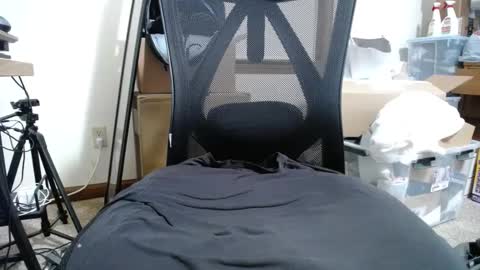  Links in Bio below online show from December 8, 11:46 am