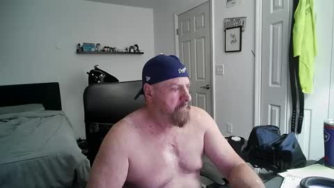 Snapshot of flaguy3233 chatting on January 8, 3:51 am Florida guy online show from January 8, 3:51 am