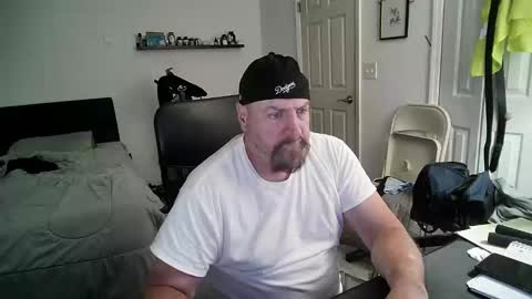 Snapshot of flaguy3233 chatting on January 9, 9:05 pm Florida guy online show from January 9, 9:05 pm