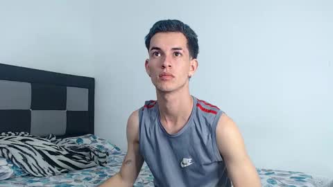 Steven and Daniel online show from December 21, 2:08 am