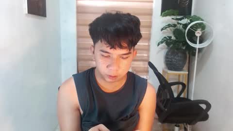 fletcher_dior23 online show from November 23, 2:00 am