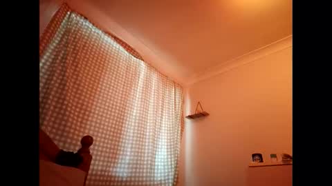 flipssixty9 online show from February 9, 1:54 am