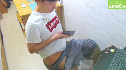 flowerbox online show from December 22, 10:06 am