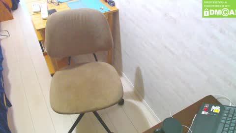 flowerbox online show from February 24, 8:17 am