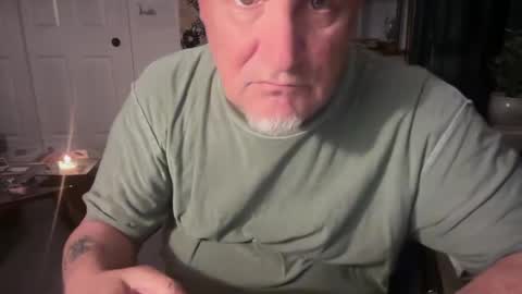 fnkywht60smthng_ online show from April 21, 6:08 am