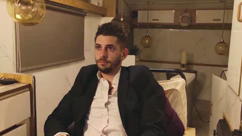 independent model online show from March 9, 8:03 pm