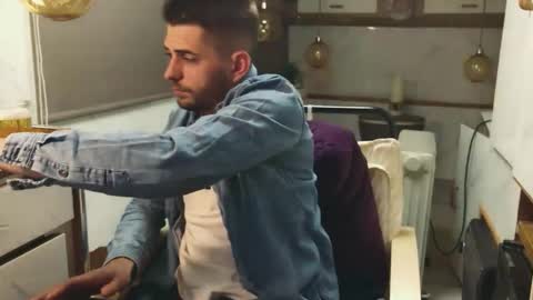 independent model online show from March 17, 7:16 pm