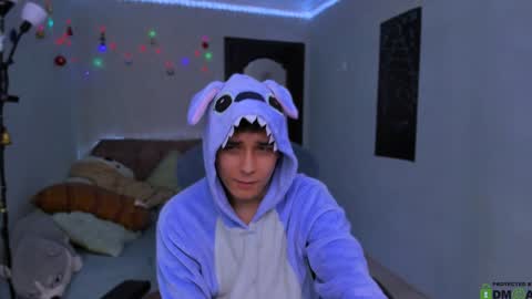 Foxicfu online show from January 9, 3:23 pm