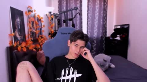 Foxicfu online show from November 16, 10:06 am