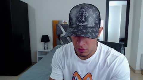 Frank online show from January 9, 3:34 pm