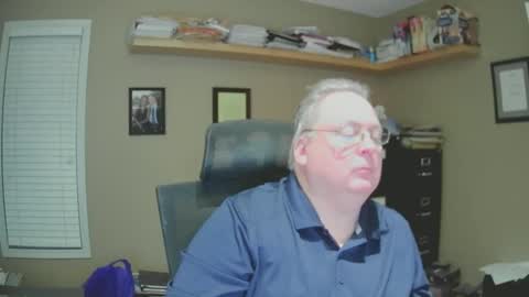 Snapshot of frankie6207 chatting on December 11, 6:48 am frankie6207 online show from December 11, 6:48 am