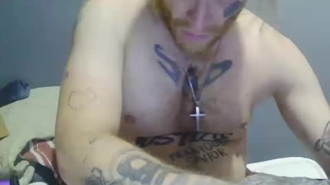 Snapshot of frankoze80 chatting on October 18, 7:02 am frankoze80 online show from October 18, 7:02 am