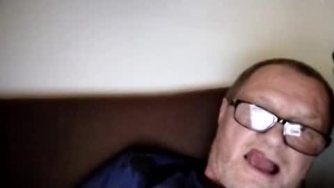 Wolfi online show from October 30, 1:56 pm