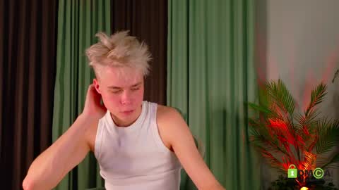 Fred online show from April 1, 3:42 pm