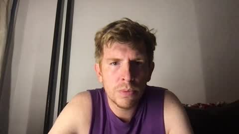 Freddy Foot Balls online show from September 20, 12:43 am