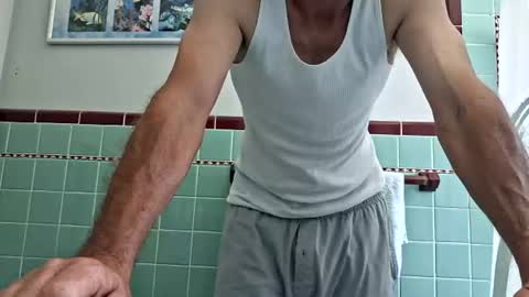 freeballz808611 online show from June 28, 7:20 pm