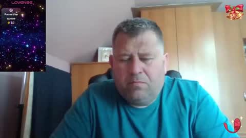 freeboy80180 online show from April 11, 11:25 am