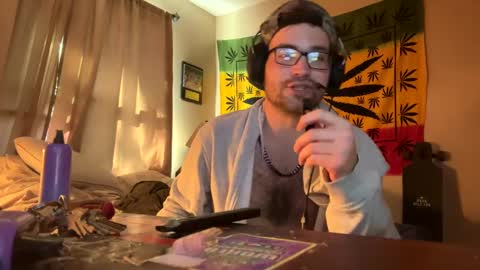 Snapshot of freezeskiii chatting on September 17, 2:07 pm freezeskiii online show from September 17, 2:07 pm