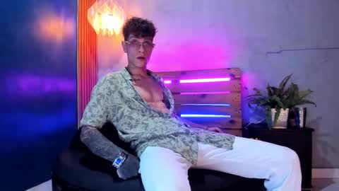 Xavier online show from January 7, 7:08 pm