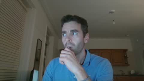 Snapshot of frenchbdmaninlondon chatting on September 27, 10:07 pm Horny Paul online show from September 27, 10:07 pm