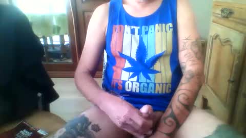 frenchpapalover online show from October 25, 1:46 pm