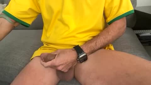 freshbigcock01 online show from June 24, 11:40 pm