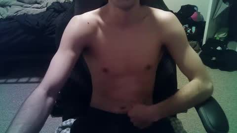 Snapshot of freshmanfckboy chatting on February 7, 12:31 am freshmanfckboy online show from February 7, 12:31 am