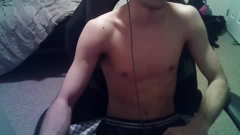 Snapshot of freshmanfckboy chatting on February 7, 10:30 pm freshmanfckboy online show from February 7, 10:30 pm