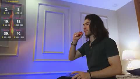 freyrvik online show from November 20, 6:51 pm