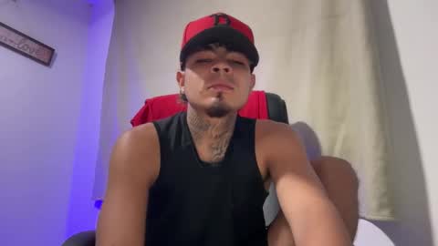 freyva_ online show from January 17, 6:27 am