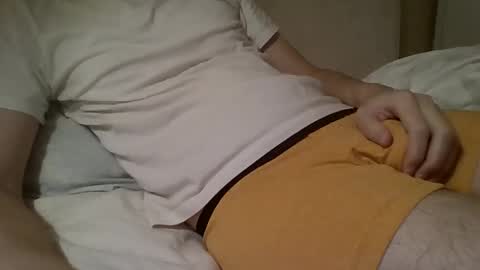 Snapshot of friendly_frank_18 chatting on January 11, 11:02 pm friendly_frank_18 online show from January 11, 11:02 pm