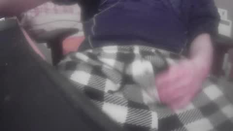 Snapshot of frostgiantymir chatting on February 24, 2:51 am frostgiantymir online show from February 24, 2:51 am