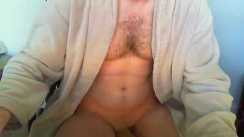YWhiteNiceMan online show from April 24, 8:05 am