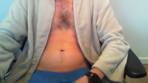 YWhiteNiceMan online show from December 3, 10:54 am