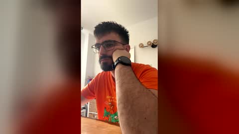 funnyroom23 online show from April 20, 8:17 am