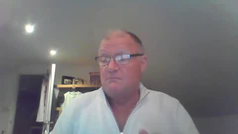 Snapshot of funtime88888 chatting on December 21, 8:10 pm funtime88888 online show from December 21, 8:10 pm